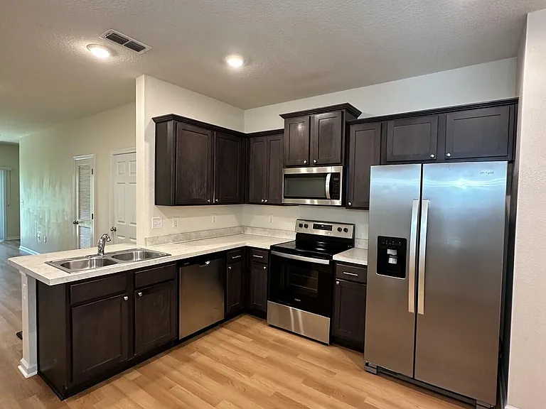 199 Scotch Pebble Dr — Photo 5