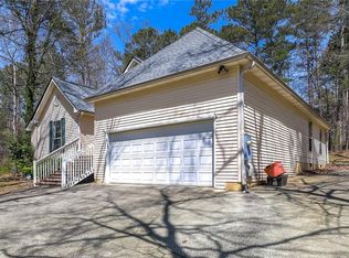 4186 Argonne Dr, Villa Rica, GA 30180