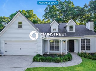 525 Flintlock Dr, Dacula, GA 30019