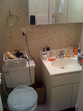 3rd image of 304 W 92nd St APT 1F