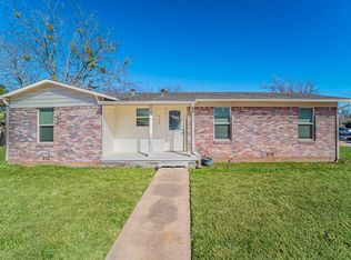 900 Elizabeth Blvd, Granbury, TX 76048