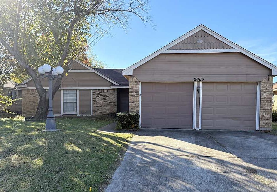 1st image of 2669 Claremont Dr