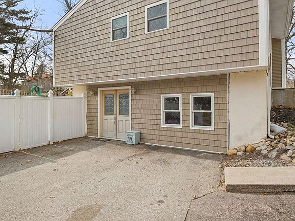 5th image of 89 Birchwood Ln