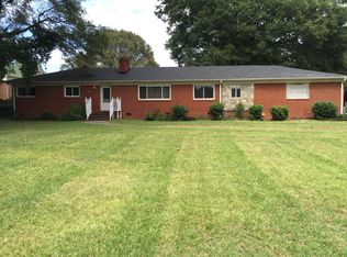 5701 Vernedale Rd, Charlotte, NC 28212