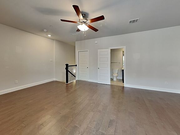 4th image of 4417 Benton Ln