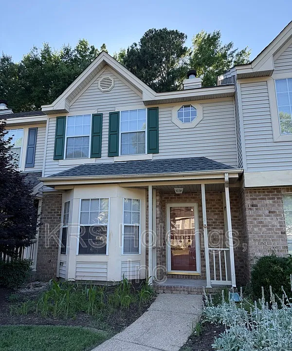 146 Corwin Cir
