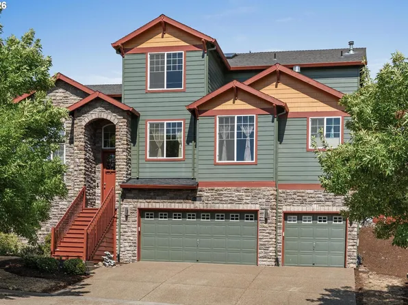 13061 SE Meadehill Ave, Happy Valley, OR 97086