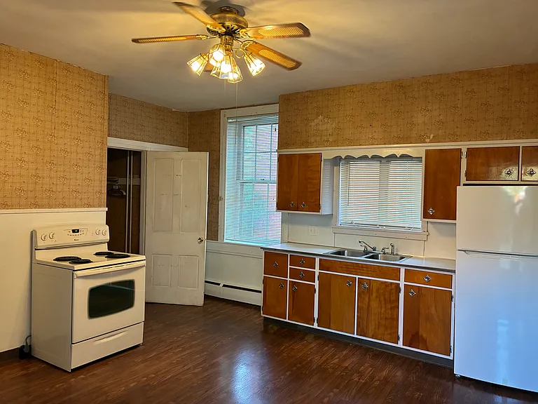118 W Main Ave #1 — Photo 8
