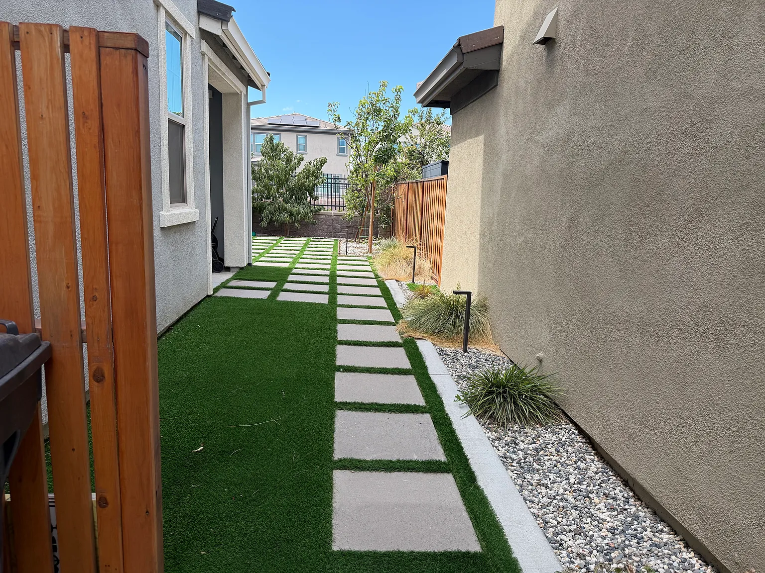 3 bed, 2.5 bath, 1859 sqft, $3,199 — Photo 4