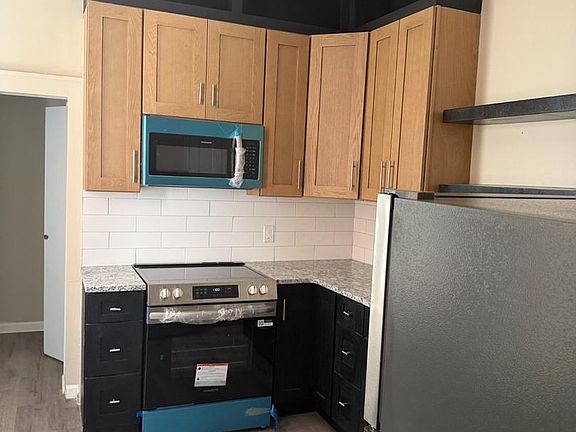 2nd image of 2032 Estaugh St