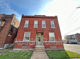 4660 Tyrolean Ave #2F, Saint Louis, MO 63116
