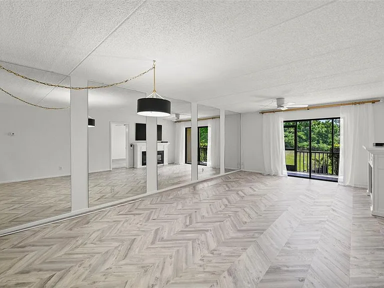 1200 Tarpon Woods Blvd #Q4 — Photo 8