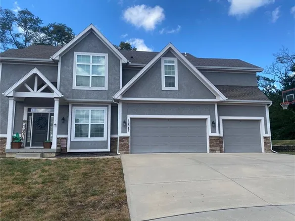 12542 Walnut Ct, Kansas City, MO 64145