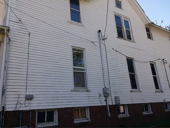 5th image of 236 N Kellogg St