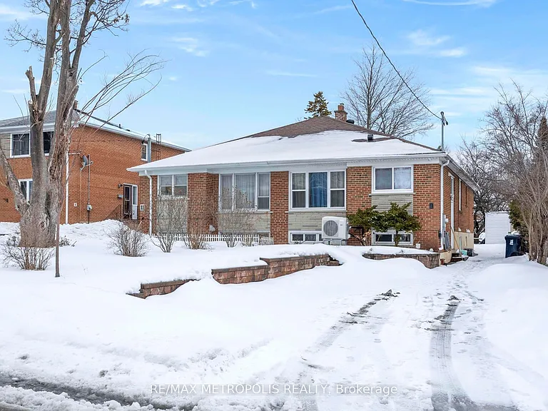 11 Rambler Pl #BASEMENT — Photo 3