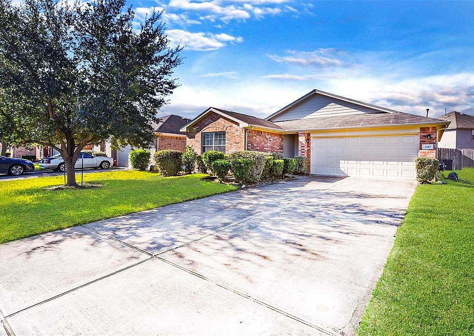 1st image of 1107 Escambia Way Dr