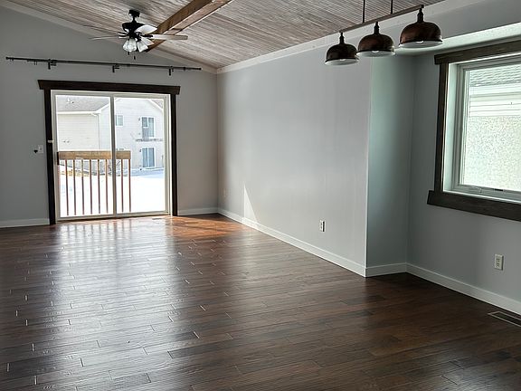 2nd image of 5935 Forest Boulevard Trl