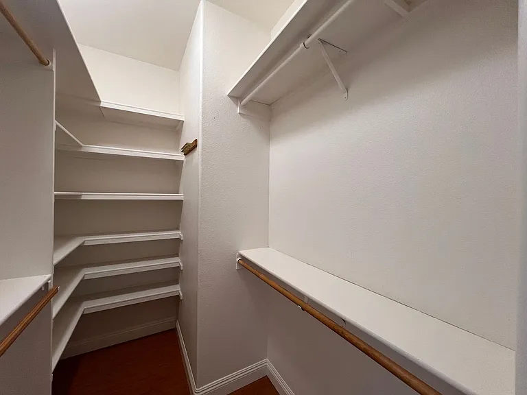 1021 Pepper Ln — Photo 37