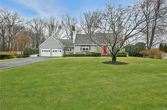 2nd image of 25 Cardinal Ct