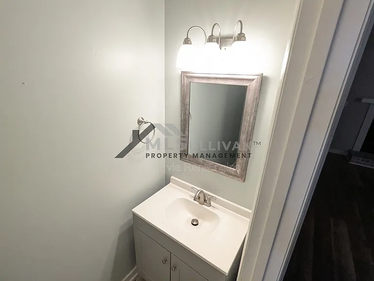 4 Willow Bridge Dr #1 — Photo 10
