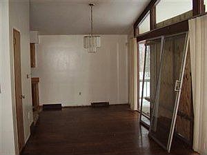 5th image of 4293 South Ave