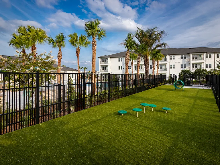 Marlowe Tomoka Village — Photo 31