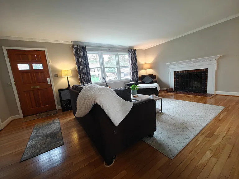Living room.