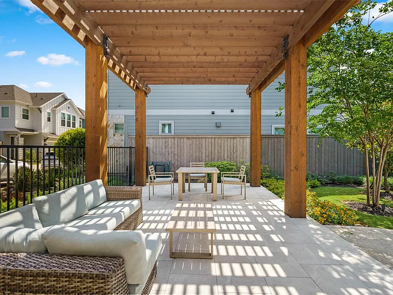 1411 Biondo Way — Photo 31