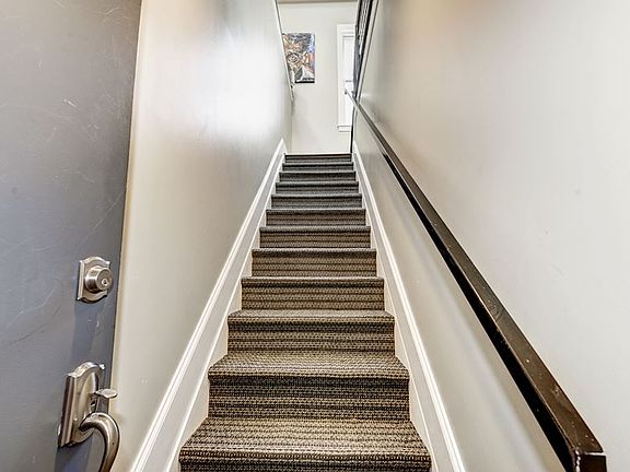 PRIVATE ENTRANCE