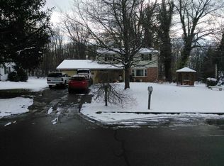 12 Clover Ln, Quakertown, PA 18951