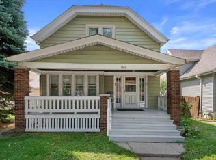 3063 S 11th St, Milwaukee, WI 53215