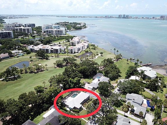 5th image of 11 Ambleside Dr