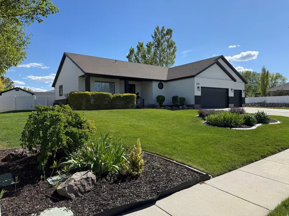 3987 W Red Tail Dr S, Riverton, UT 84065