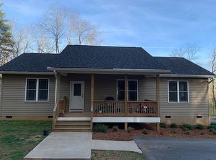 60 Colter Lees Way, Horse Shoe, NC 28742