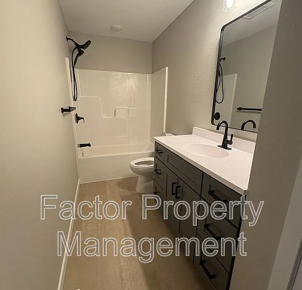 3208 Scotch Ln — Photo 13