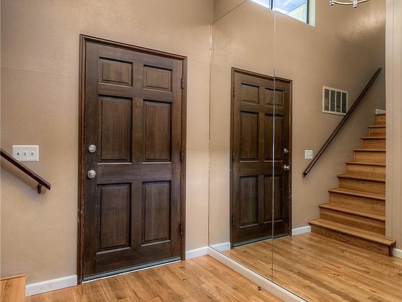 4th image of 7705 Zircon Dr SW