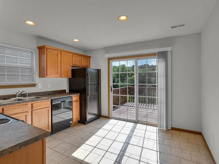 601-603 Glenstone Dr. — Photo 20