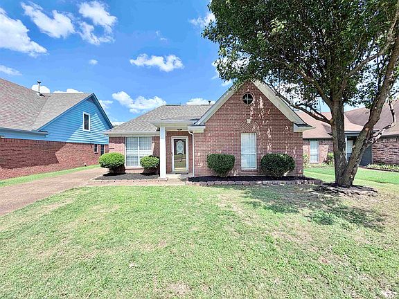 2nd image of 3810 Walden Meadow Dr