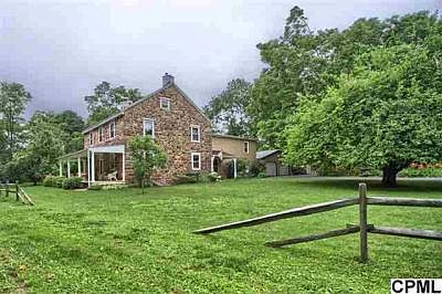 3rd image of 1000 Mountaindale Dr