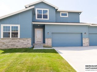 9502 S 183rd Ave, Omaha, NE 68136