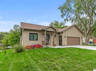 803 Otter Ct, Plattsmouth, NE 68048