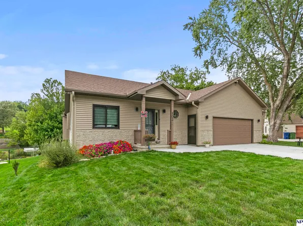 803 Otter Ct, Plattsmouth, NE 68048