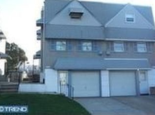 3450 Primrose Rd, Philadelphia, PA 19114