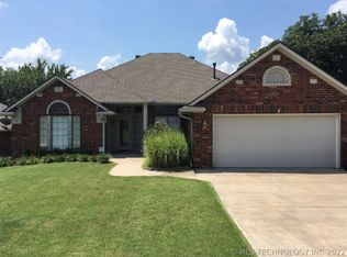 507 Windemere Dr, Ada, OK 74820