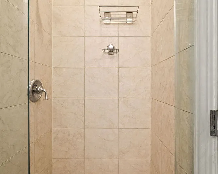 924 W Dakin St #4 — Photo 19