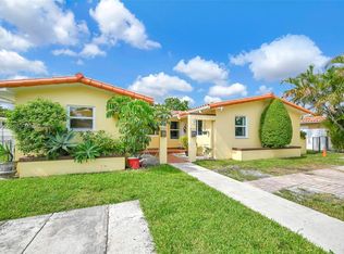 9720 SW 37th Ter, Miami, FL 33165