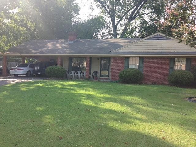 1st image of 1800 Debra Dr