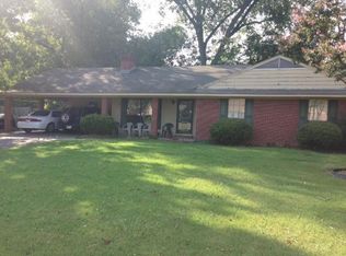 1800 Debra Dr, Greenville, MS 38703