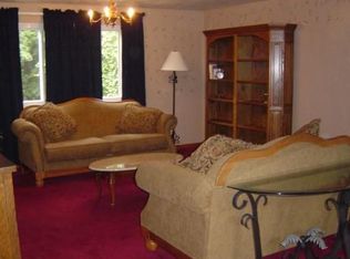 476 Amherst Ave, Coraopolis, PA 15108