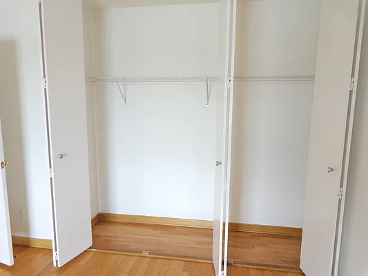 Rented by Global City Realty | media 20